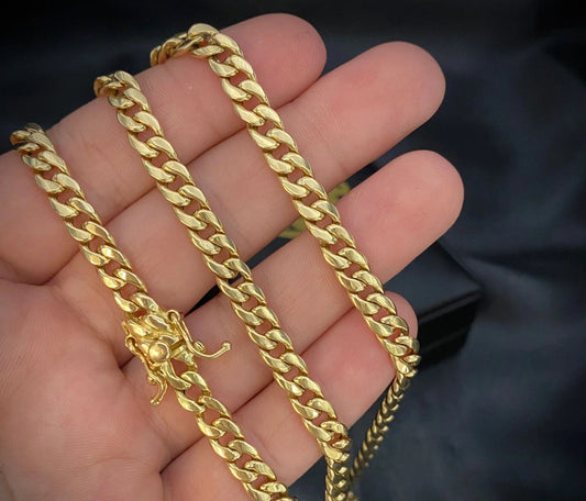 Cuban chain with 10k gold semi-solid drawer clasp